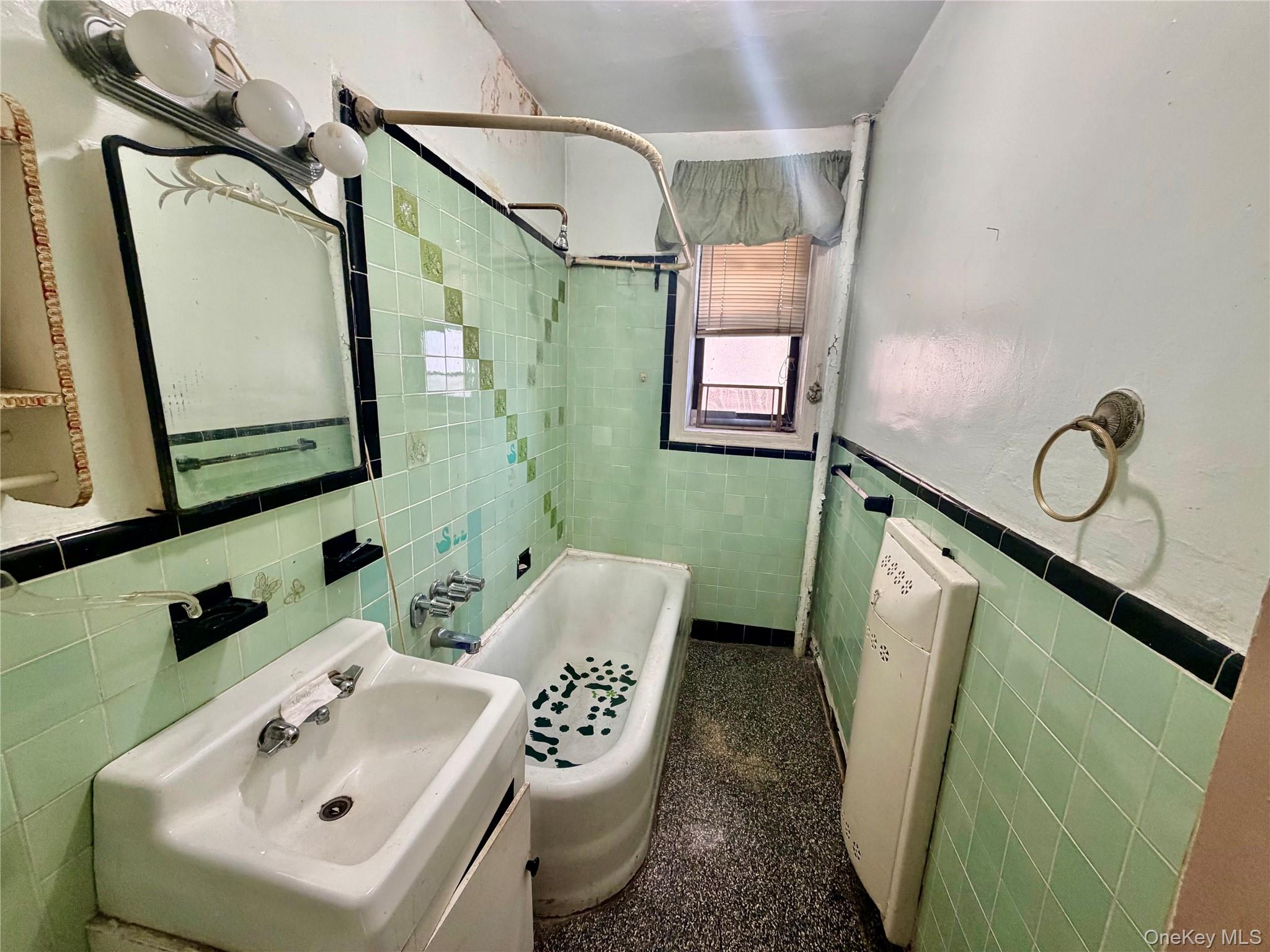 #7 photo, 50-05 43rd Avenue, קווינס Sunnyside , NY 11377