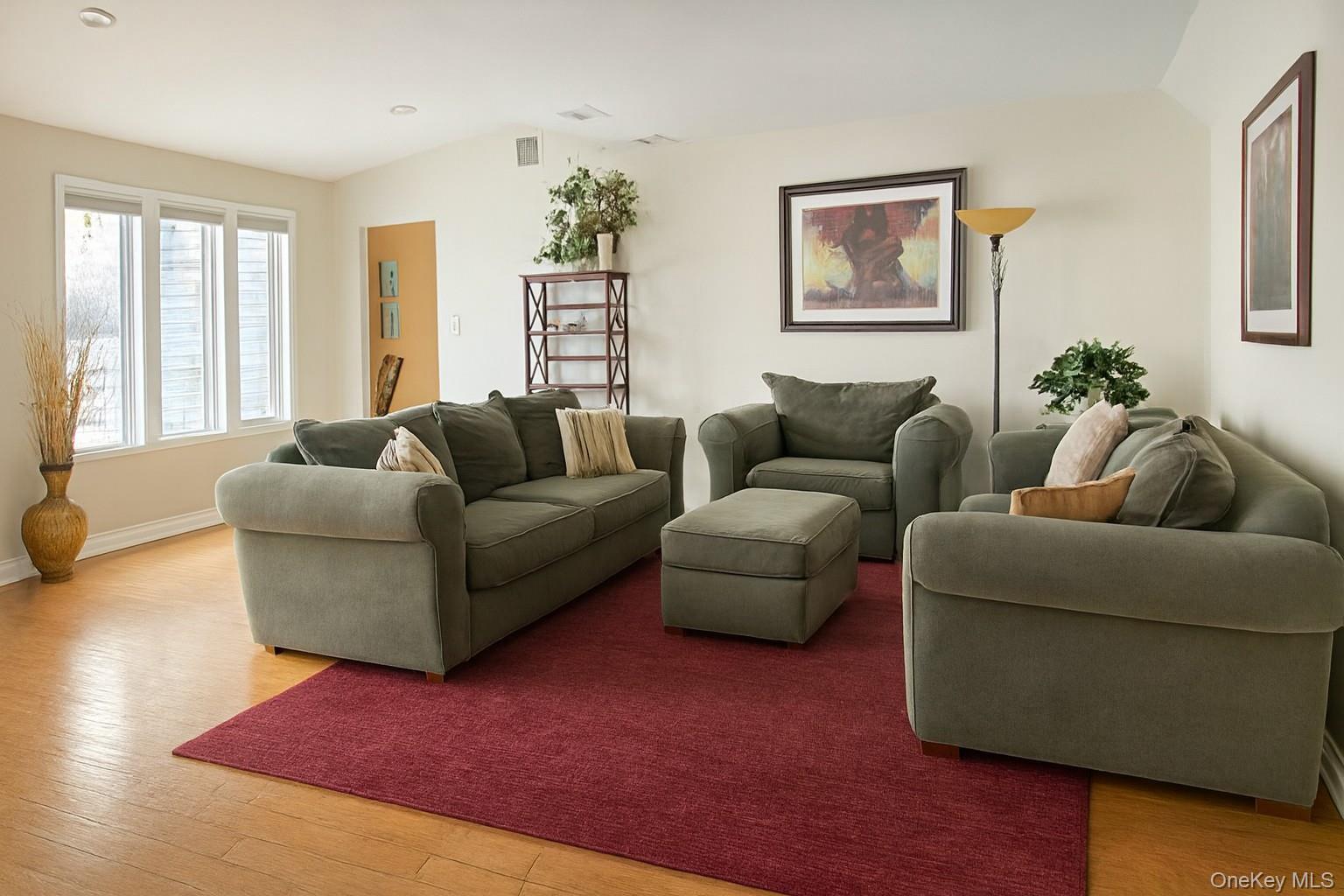 #7 photo, 69 Ann Drive, Freeport , NY 11520