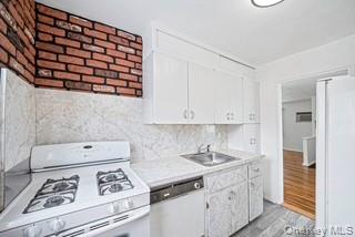 #8 photo, 1346 Bell Blvd, Bayside , NY 11360