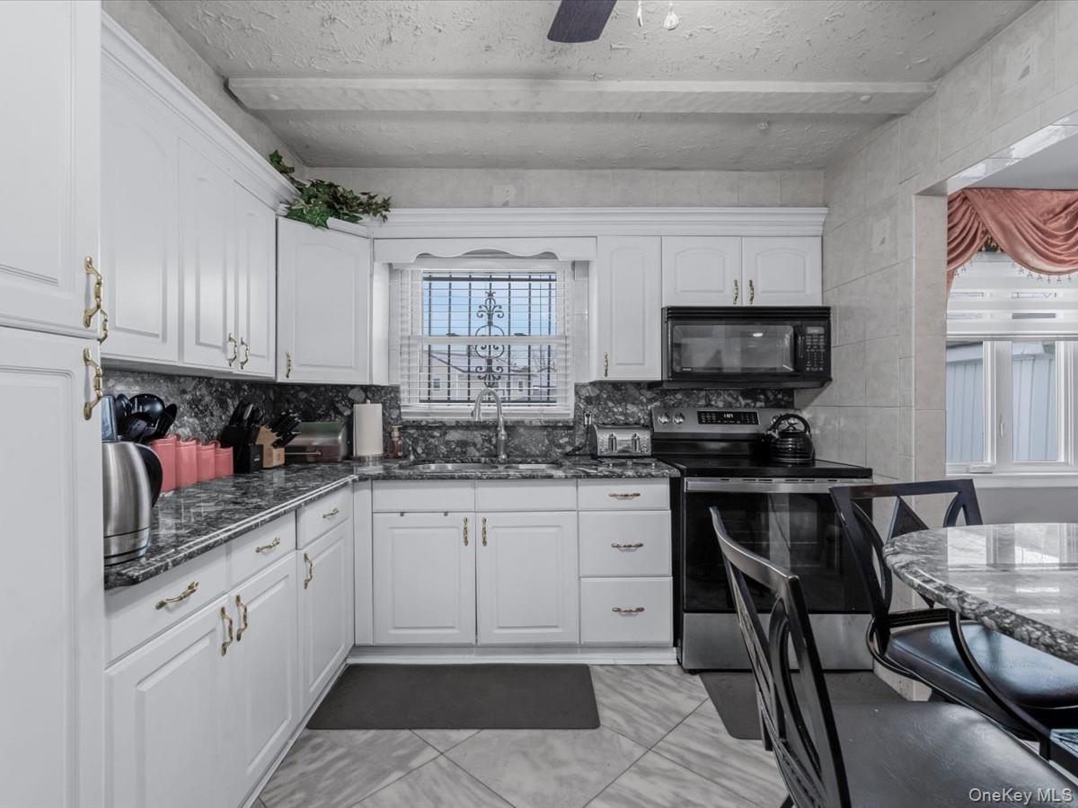 #10 photo, 1083 Northgate Court, Uniondale , NY 11553