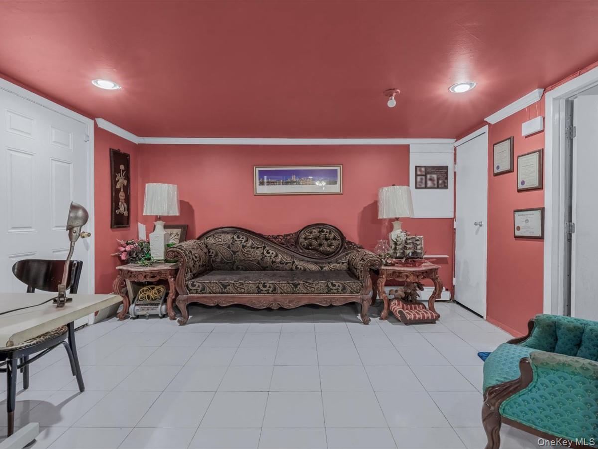 #18 photo, 1083 Northgate Court, Uniondale , NY 11553