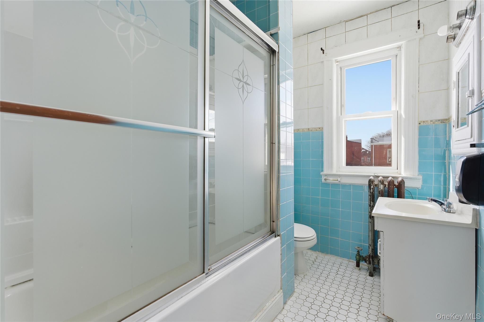 #18 photo, 10478 129th Street, Richmond Hill S. , NY 11419