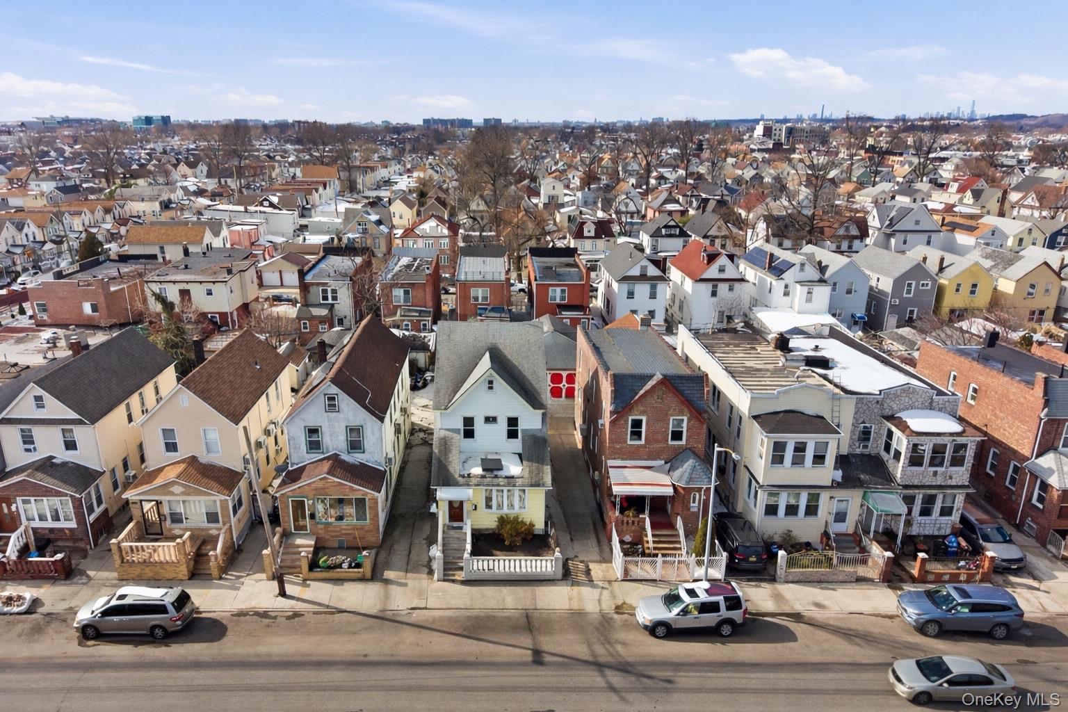 #4 photo, 10478 129th Street, Richmond Hill S. , NY 11419