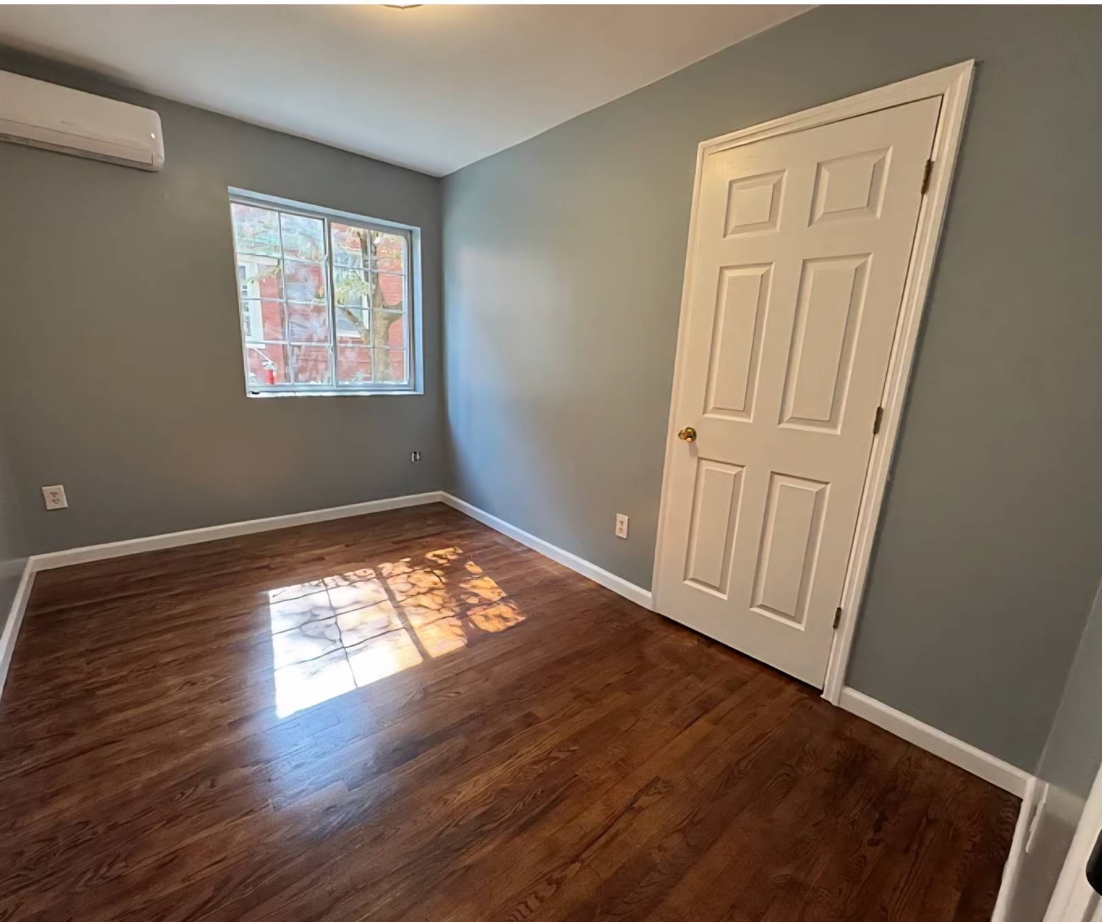 #10 photo, 4299 Kepler Ave, Bronx , NY 10470