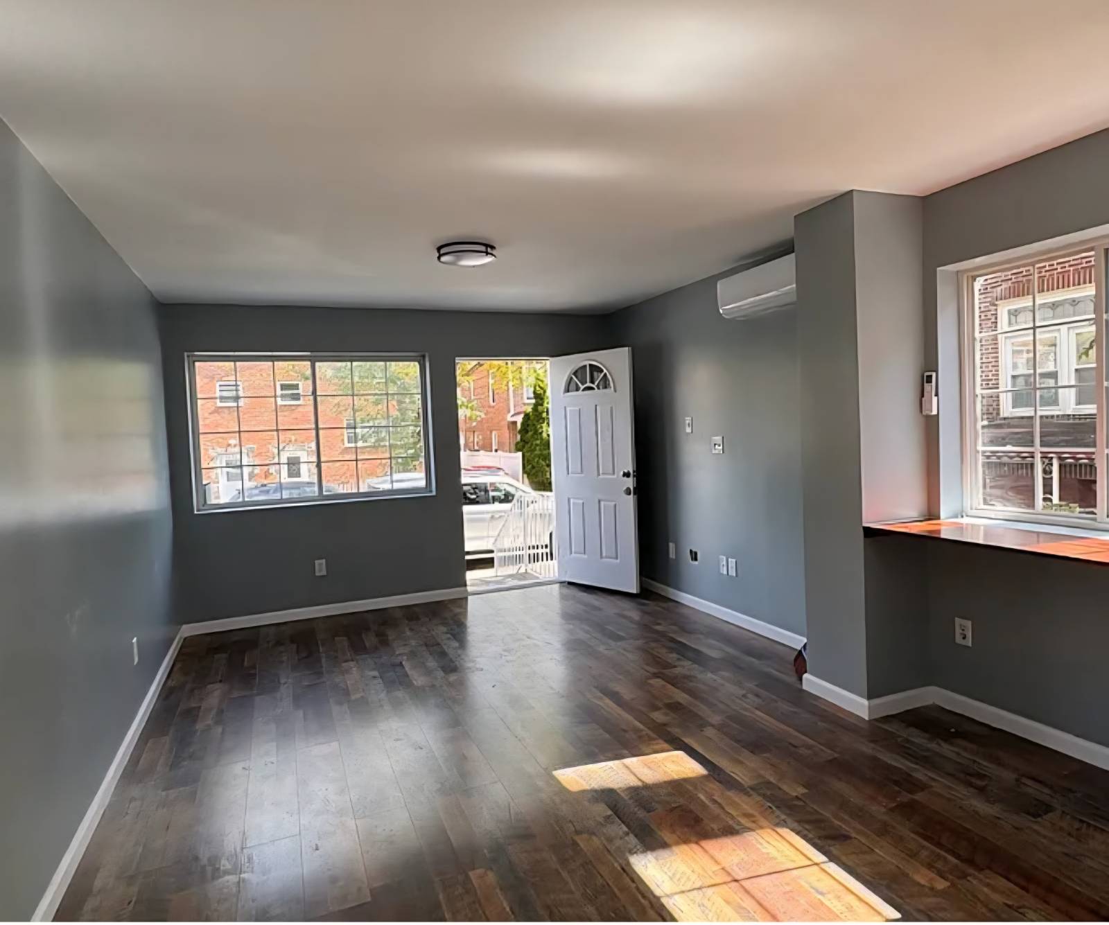 #3 photo, 4299 Kepler Ave, Bronx , NY 10470