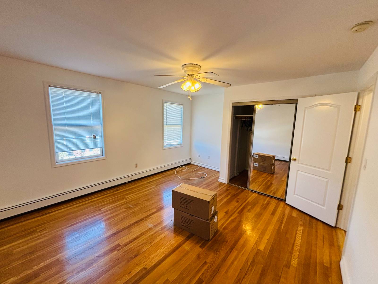 #6 photo, 3rd St, नासाउ काउंटी Glen Cove , NY 11542