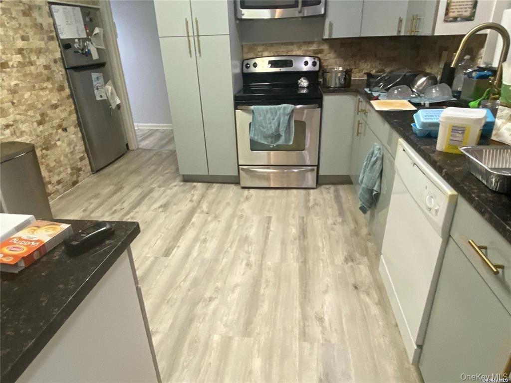 #10 photo, 107 A Baker Hill Road, Great Neck , NY 11023