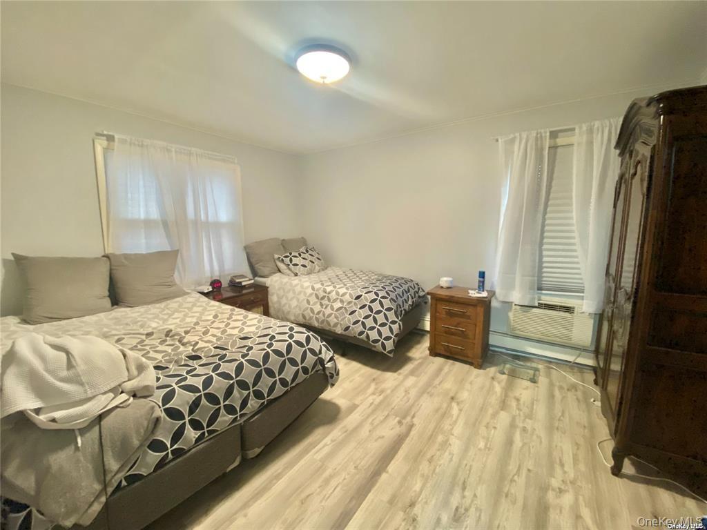 #16 photo, 107 A Baker Hill Road, Great Neck , NY 11023