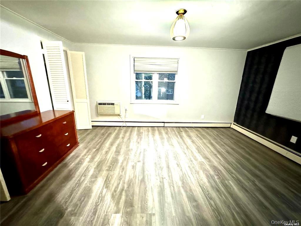 #19 photo, 107 A Baker Hill Road, Great Neck , NY 11023