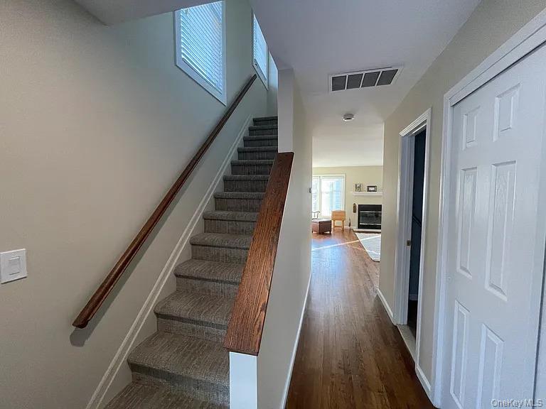 #10 photo, 1 Sea Court Lane, מחוז סאפוק Port Jefferson , NY 11777