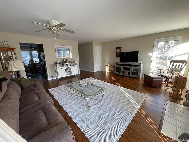 #7 photo, 1 Sea Court Lane, מחוז סאפוק Port Jefferson , NY 11777