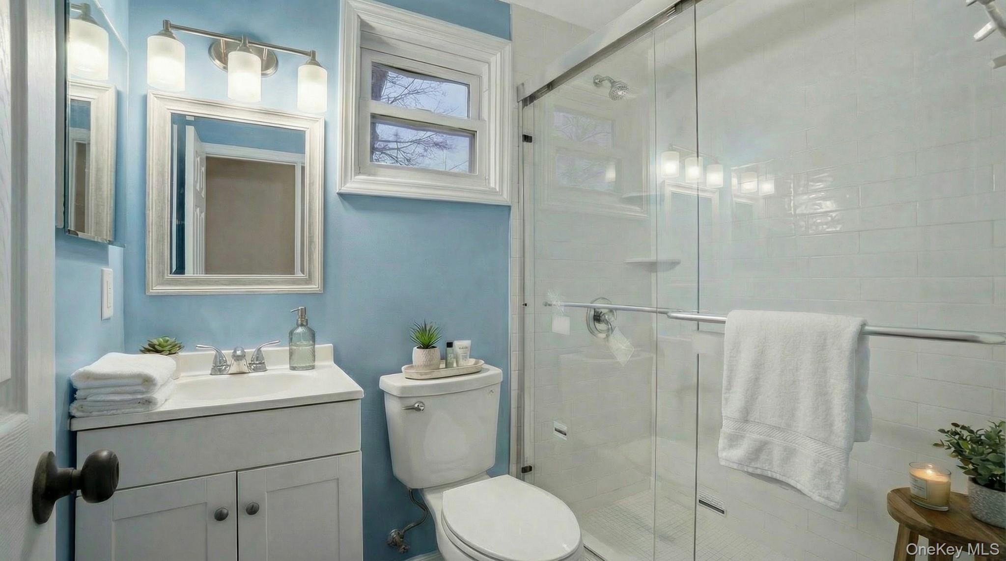 #18 photo, 35 John Street, Саффолк ‖ Port Jefferson Station , NY 11776