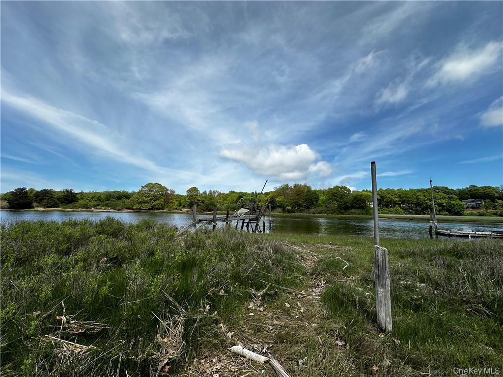 #2 photo, 1775 Naugles Drive, Mattituck , NY 11952