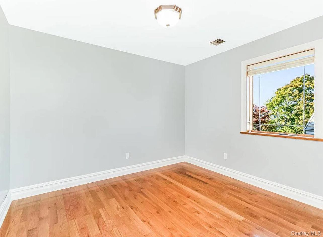 #6 photo, 113 Maple Place, Yonkers , NY 10704