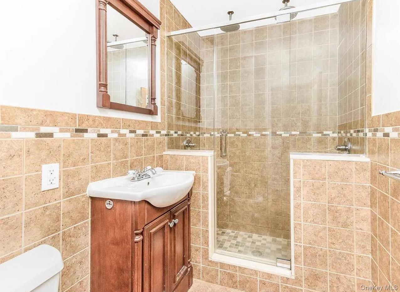 #8 photo, 113 Maple Place, Yonkers , NY 10704