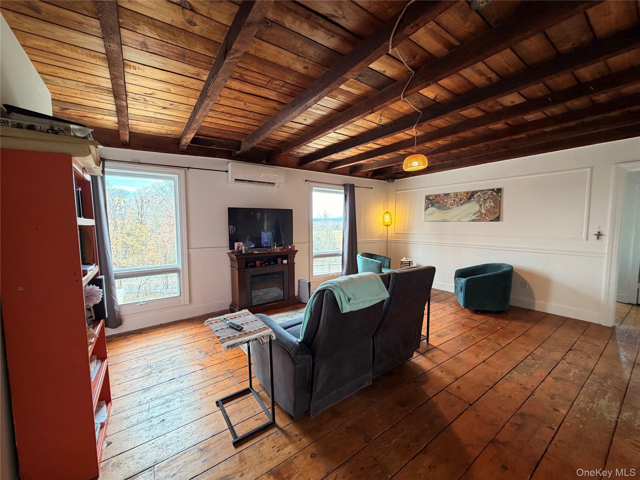 #8 photo, 67 Old Albany Post Road, Rhinebeck , NY 12572