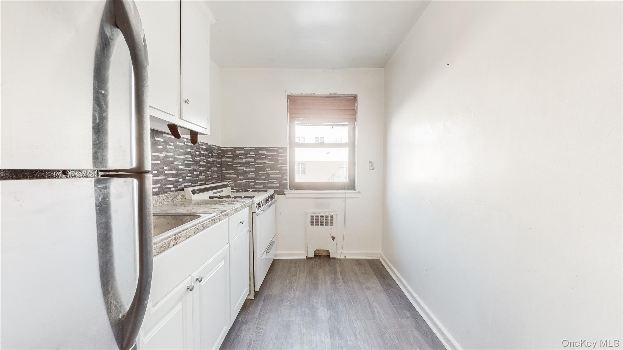 #16 photo, 61 White Oak Street, New Rochelle , NY 10801