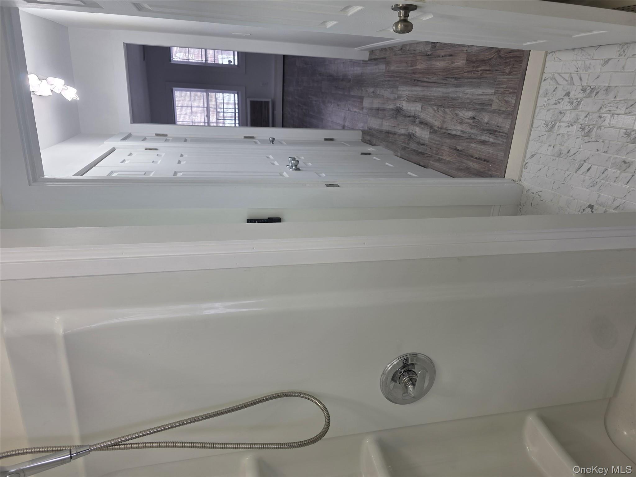 #8 photo, 1 Huguenot Street, New Paltz , NY 12561