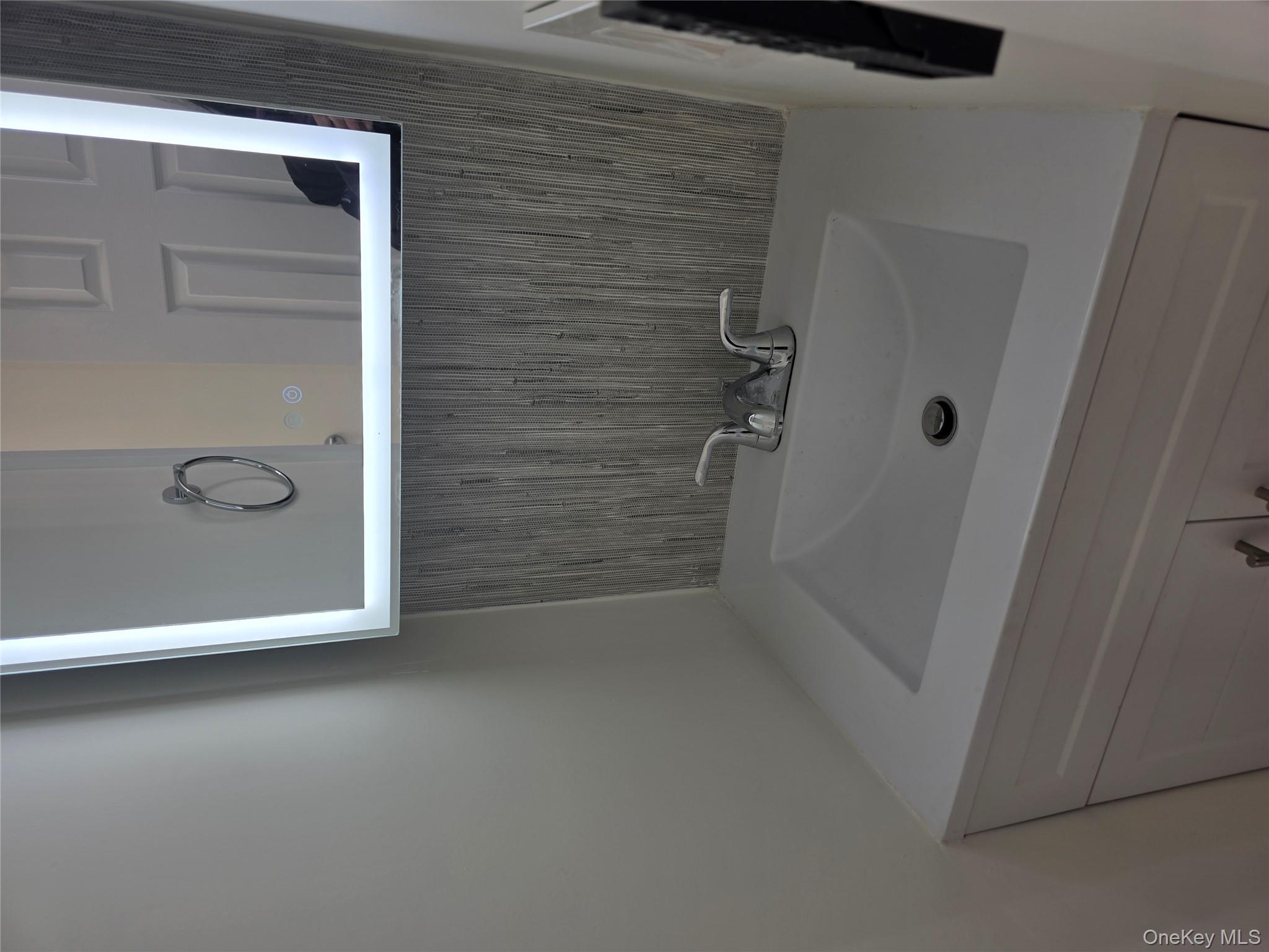 #9 photo, 1 Huguenot Street, New Paltz , NY 12561