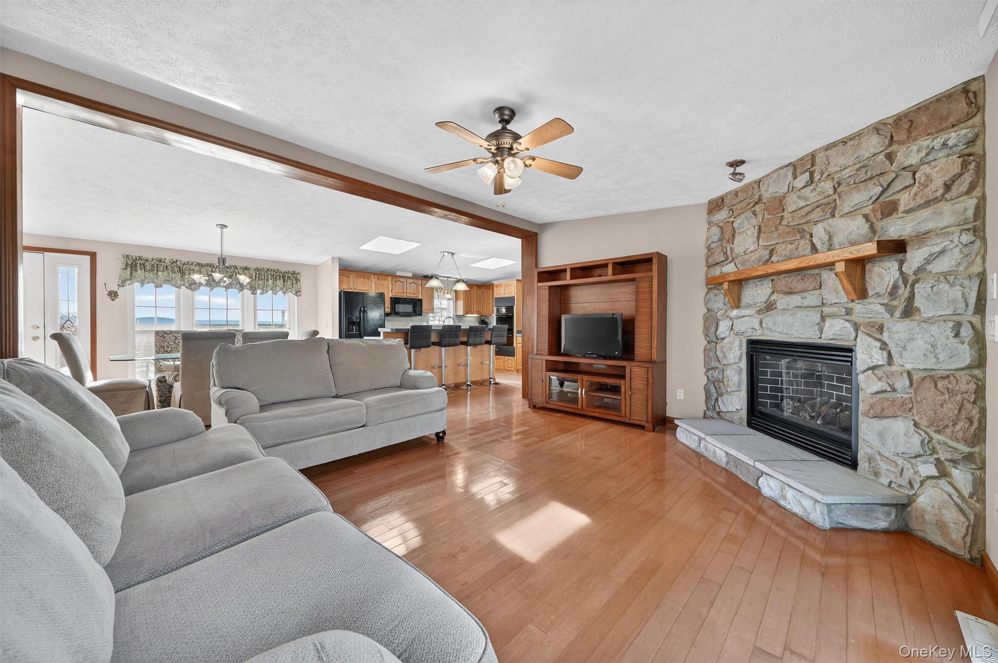 #13 photo, 31 Thamsen Drive, Stony Point , NY 10980