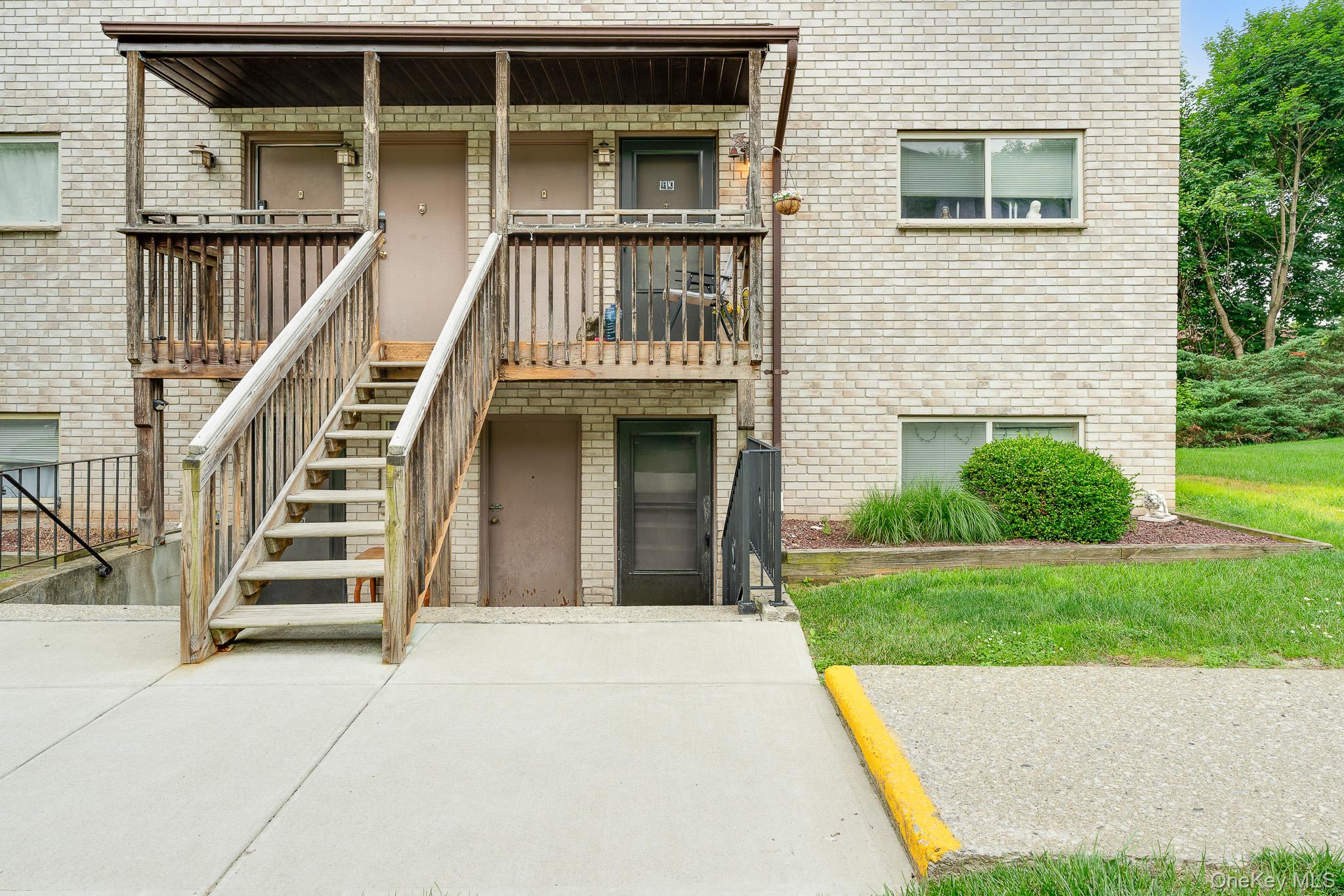 #1 photo, 26 Cooper Road, 纽约州 Poughkeepsie , NY 12603