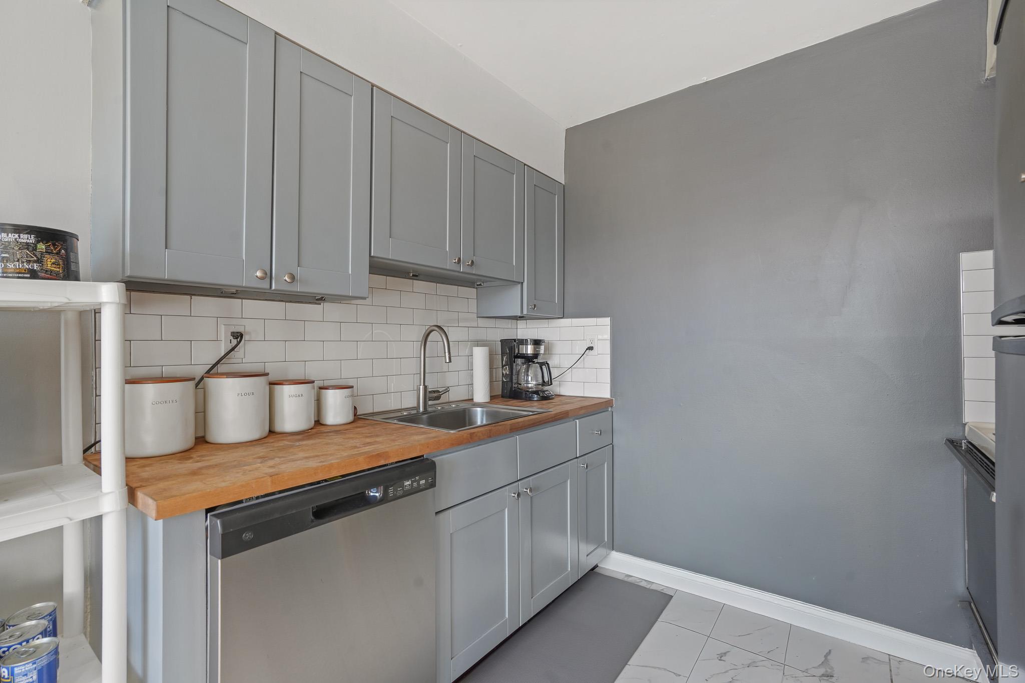 #11 photo, 26 Cooper Road, 纽约州 Poughkeepsie , NY 12603