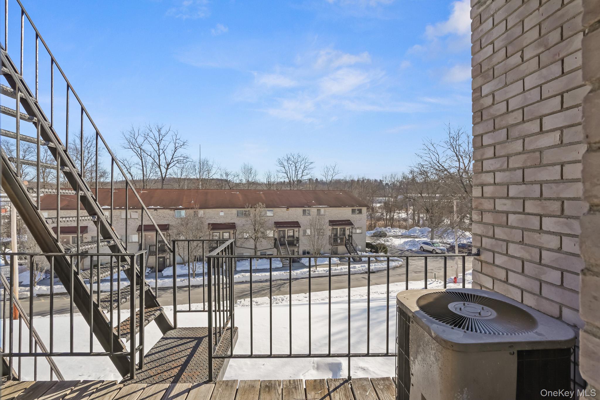 #18 photo, 26 Cooper Road, 纽约州 Poughkeepsie , NY 12603