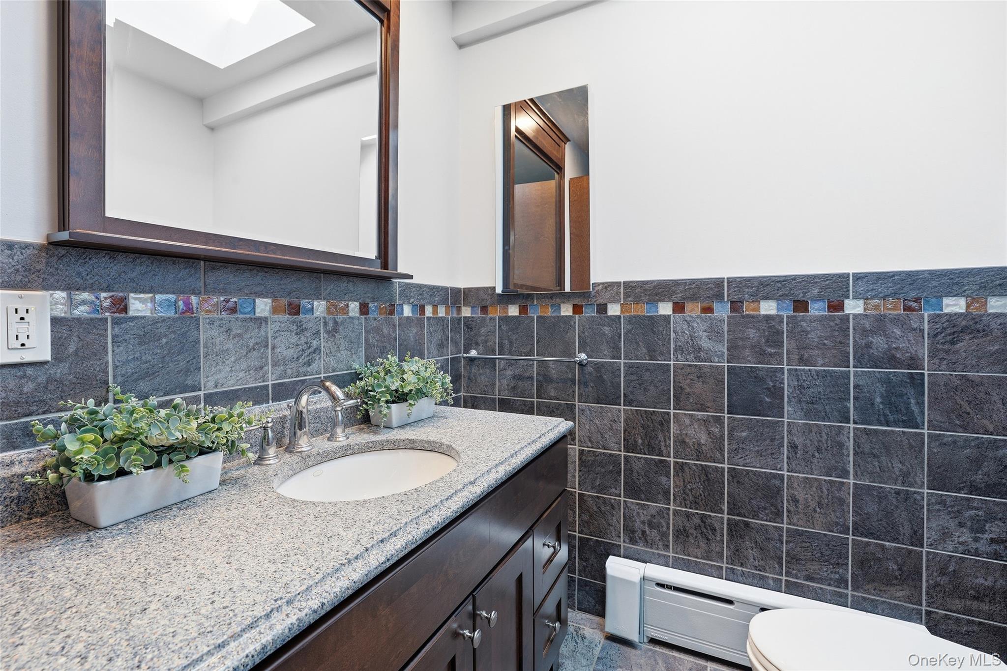 #20 photo, 331 Old Colony Road, Hartsdale , NY 10530