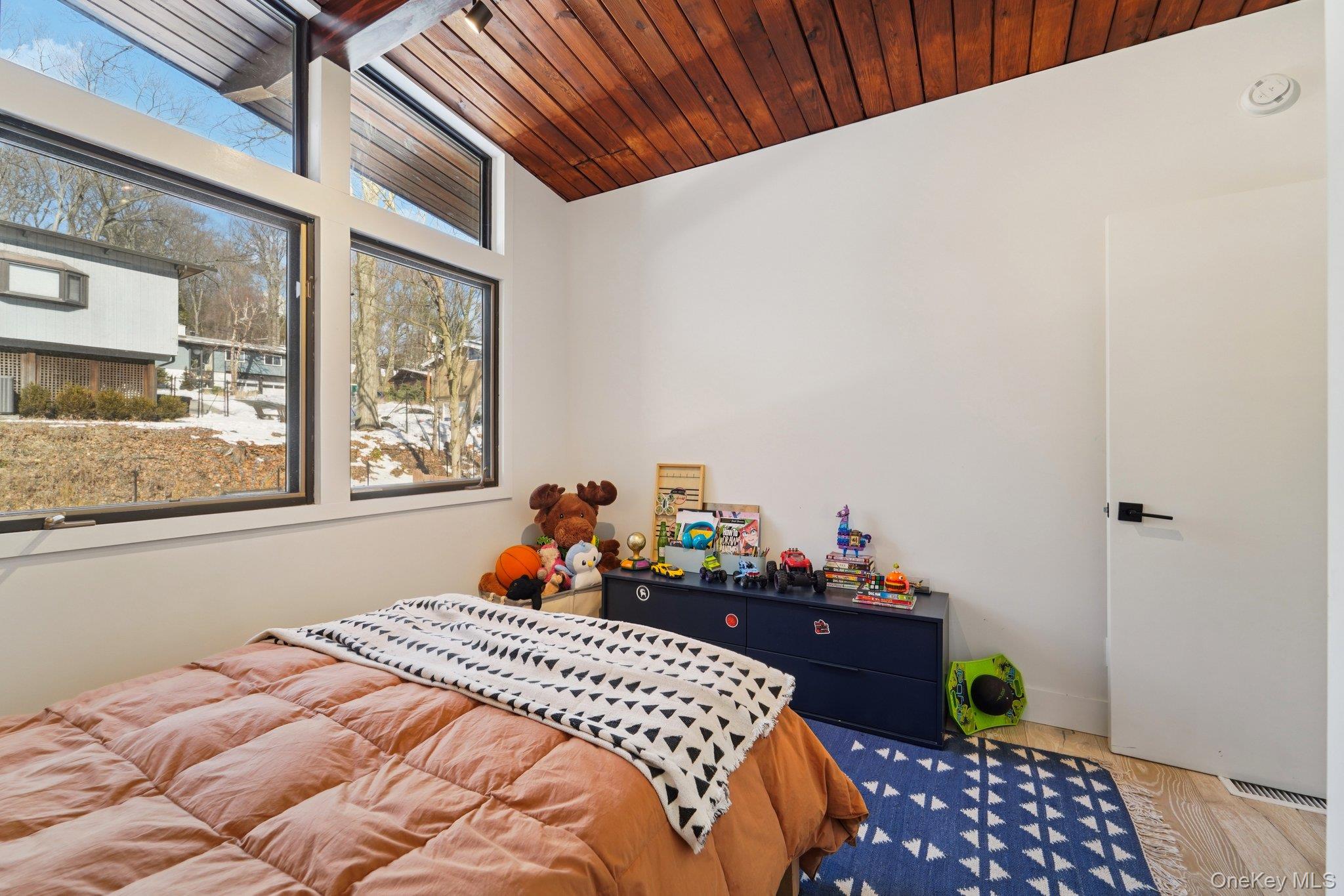 #20 photo, 23 Crossbar Road, Hastings-on-Hudson , NY 10706