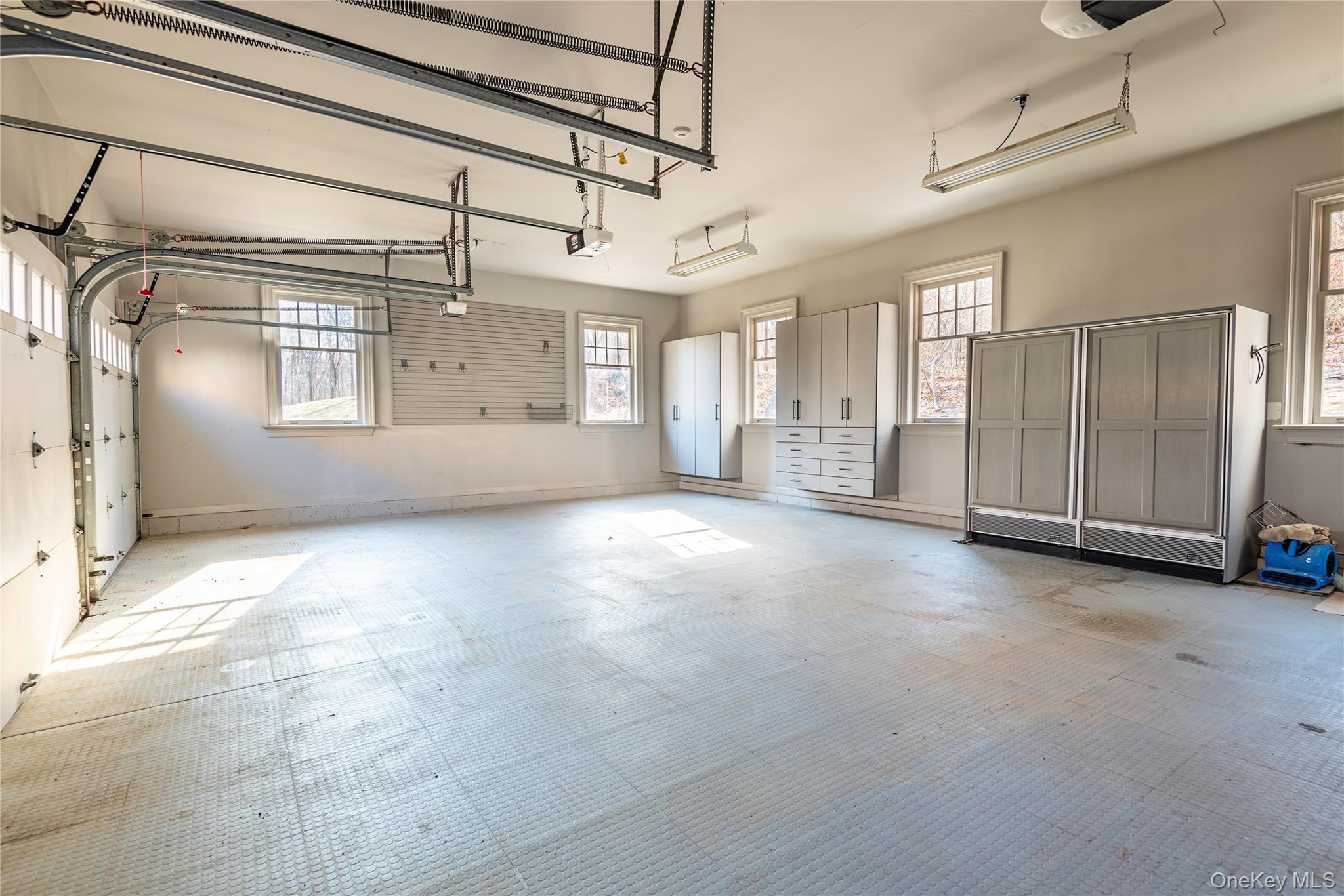 #20 photo, 12 Cowdray Park Drive, Armonk , NY 10504