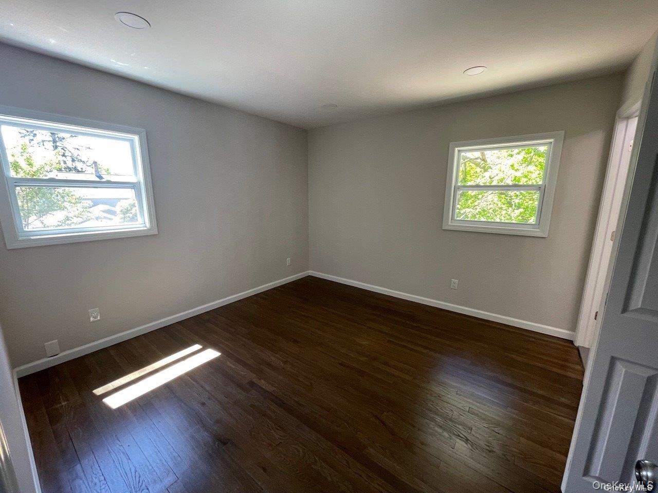 #13 photo, 604 High Street, Port Jefferson , NY 11777