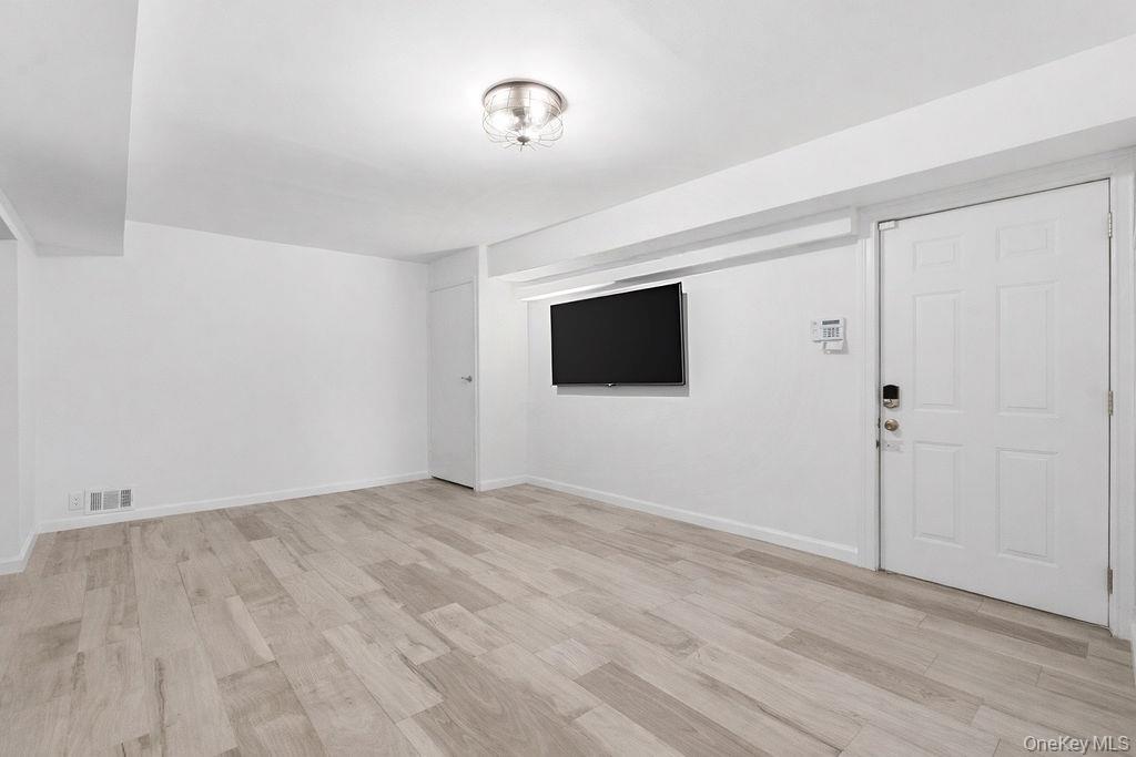 #20 photo, 160-51 80th Street, Howard Beach , NY 11414