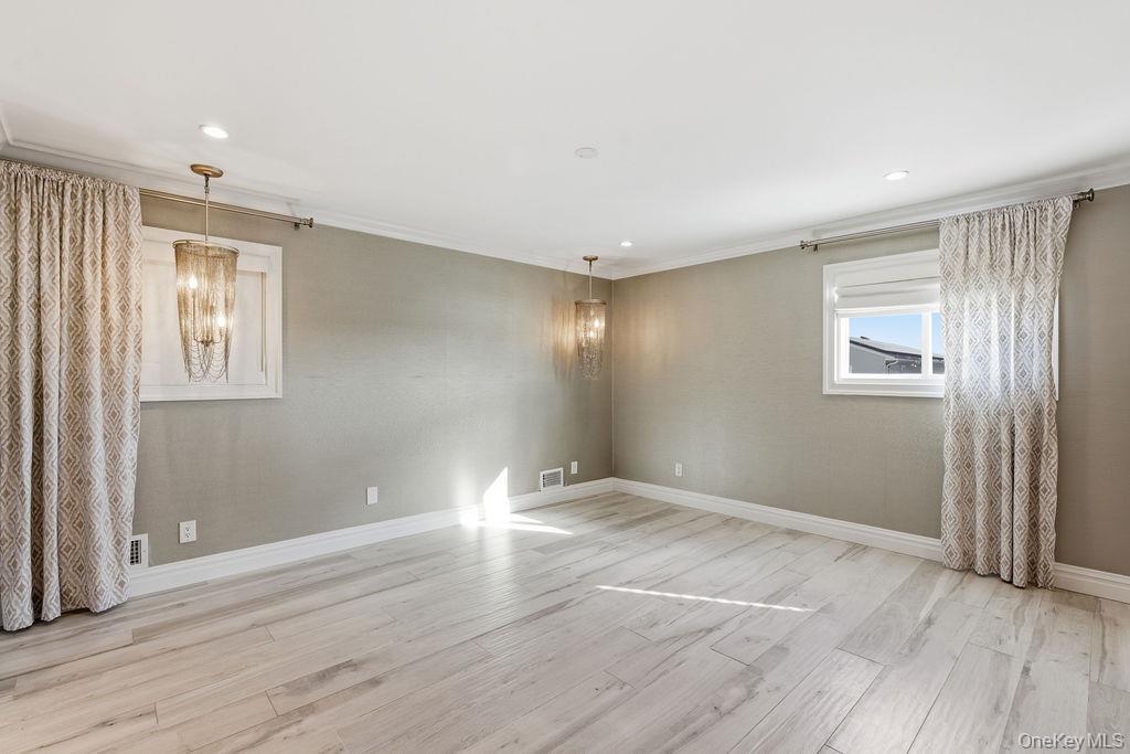 #6 photo, 160-51 80th Street, Howard Beach , NY 11414