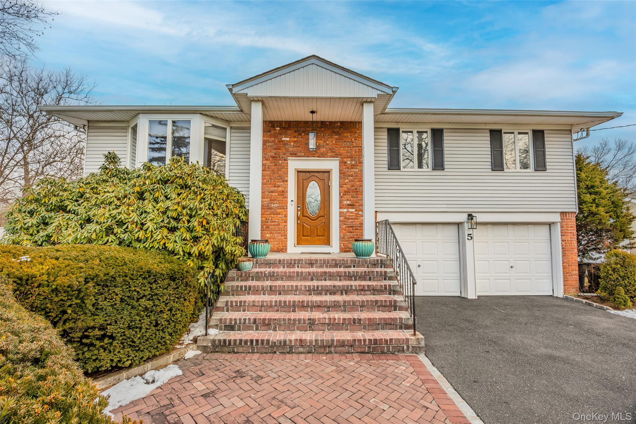 #1 photo, 5 Metcale Lane, East Northport , NY 11731