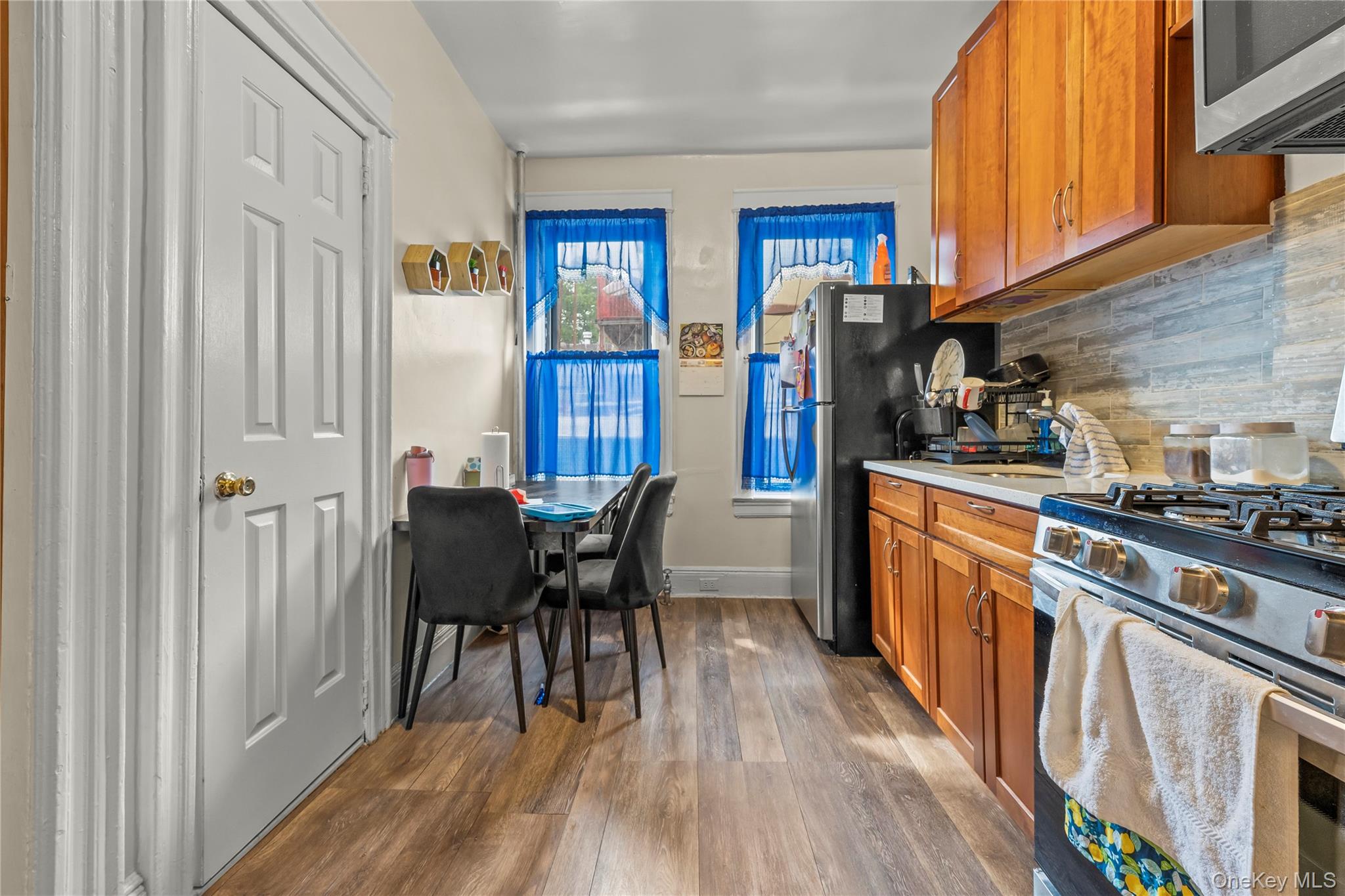 #3 photo, 1517 jefferson, Brooklyn , NY 11237