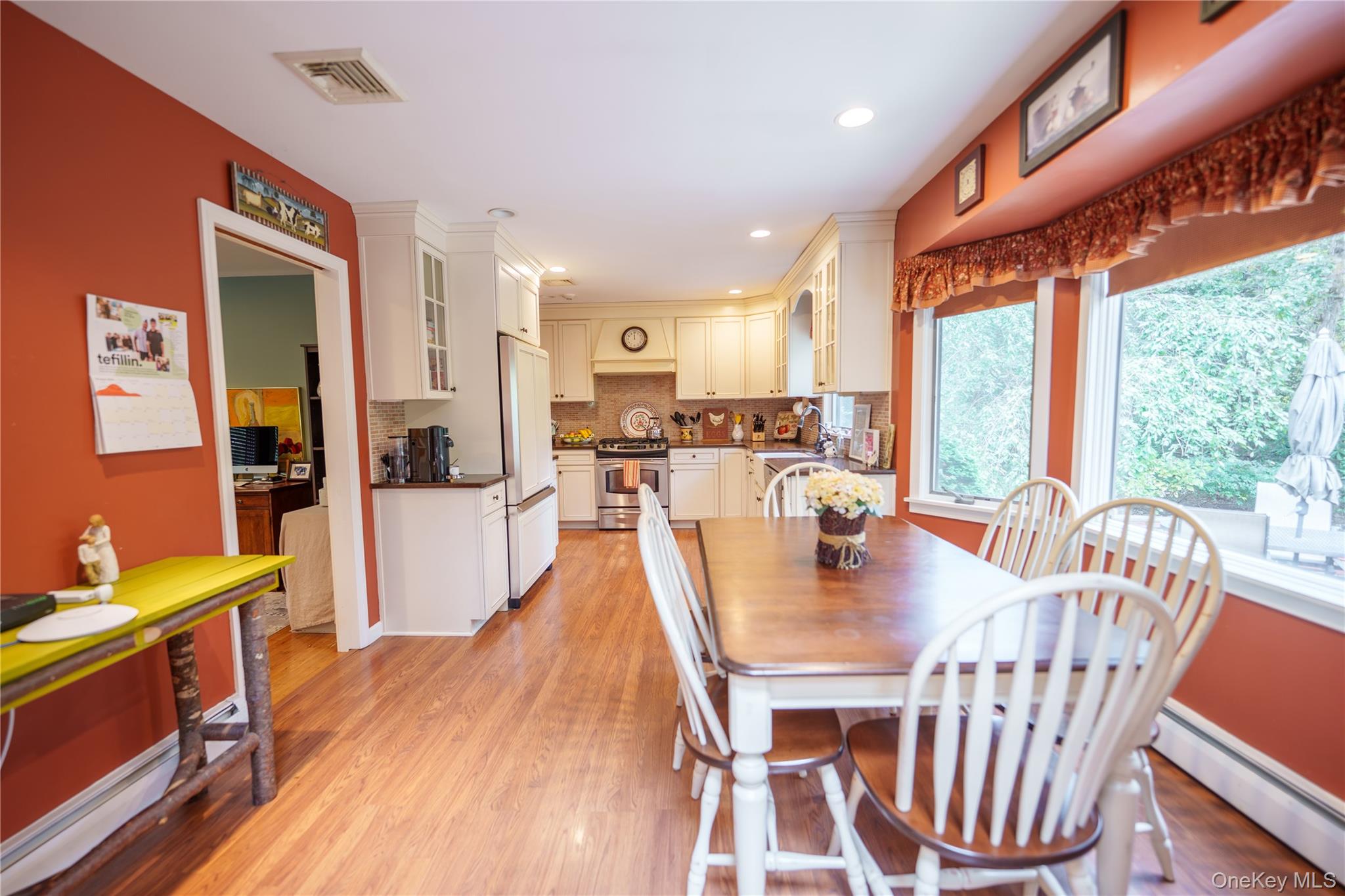 #12 photo, 54 Farmington Lane, Melville , NY 11747