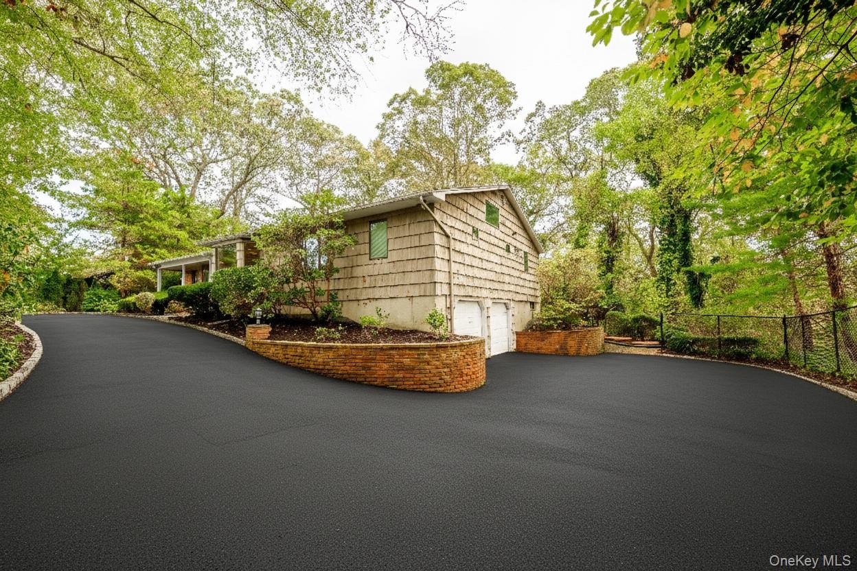 #3 photo, 54 Farmington Lane, Melville , NY 11747