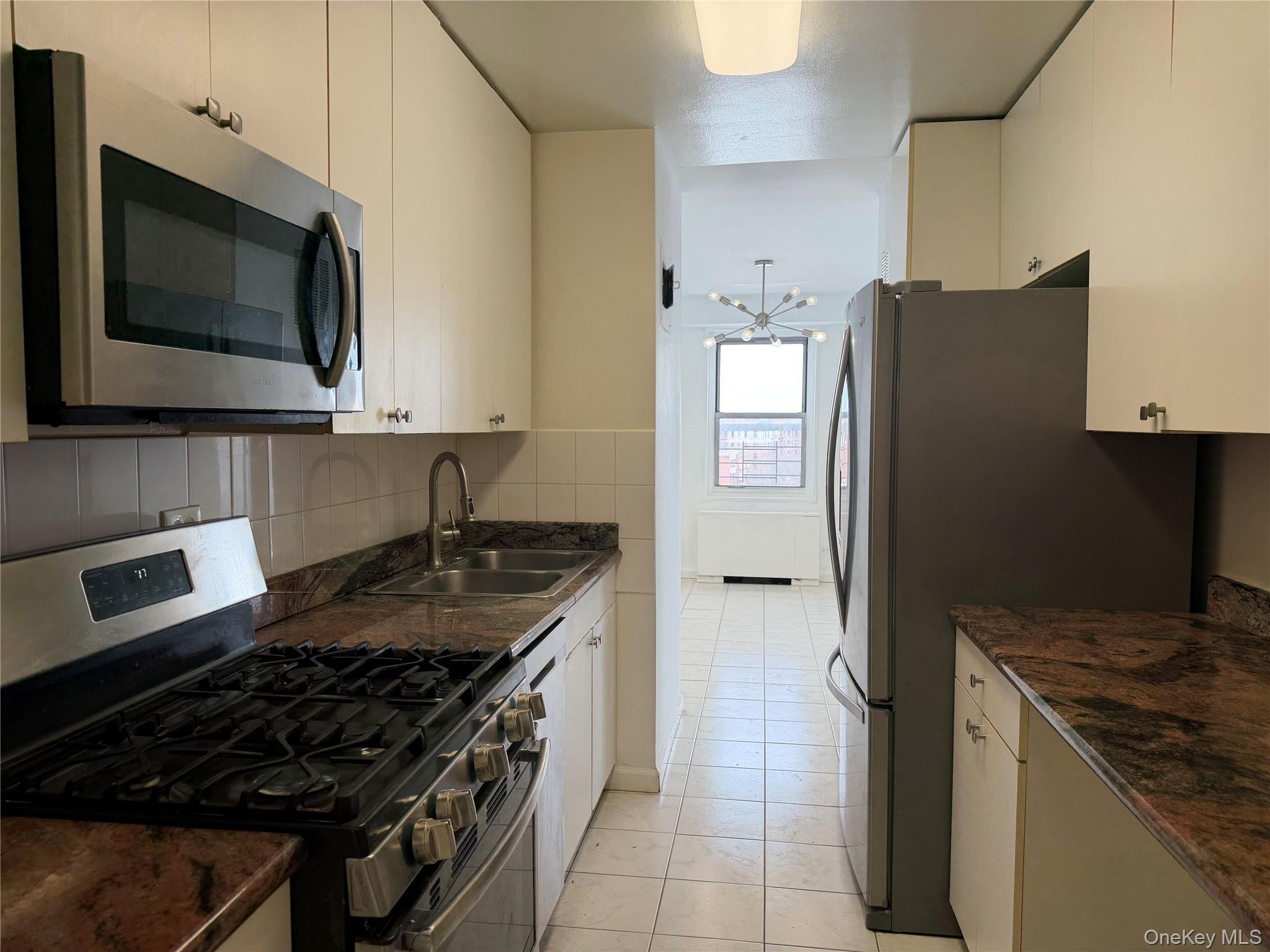 #3 photo, 85-15 Main Street, Briarwood , NY 11435