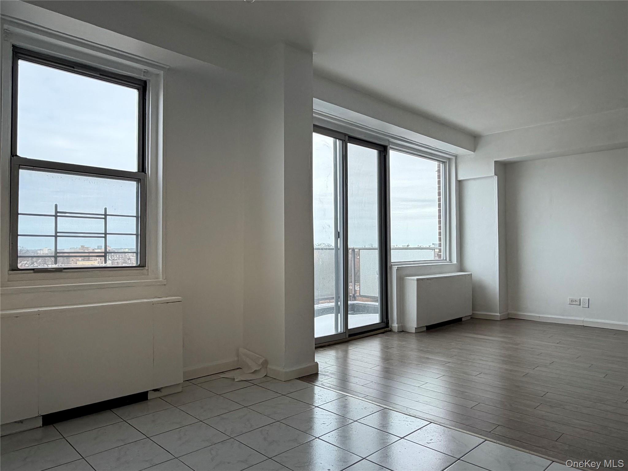 #7 photo, 85-15 Main Street, Briarwood , NY 11435