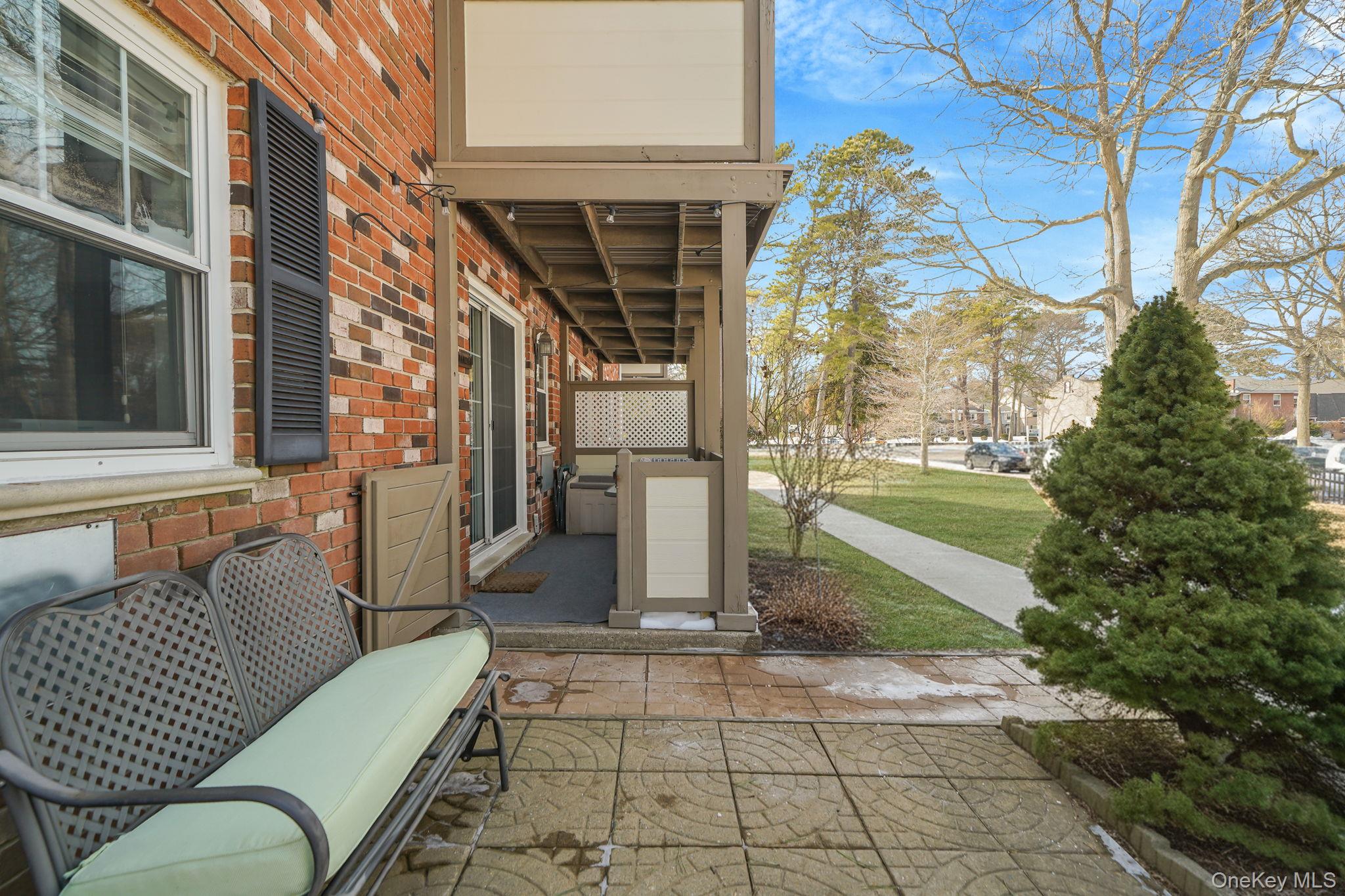 #6 photo, 14 Glen Hollow Drive, Саффолк ‖ Holtsville , NY 11742