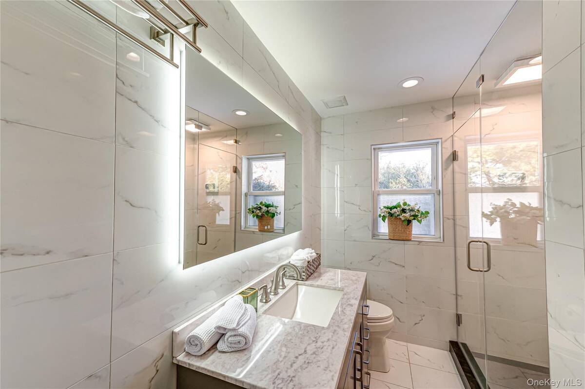 #22 photo, 22 Redwood Drive, Great River , NY 11739