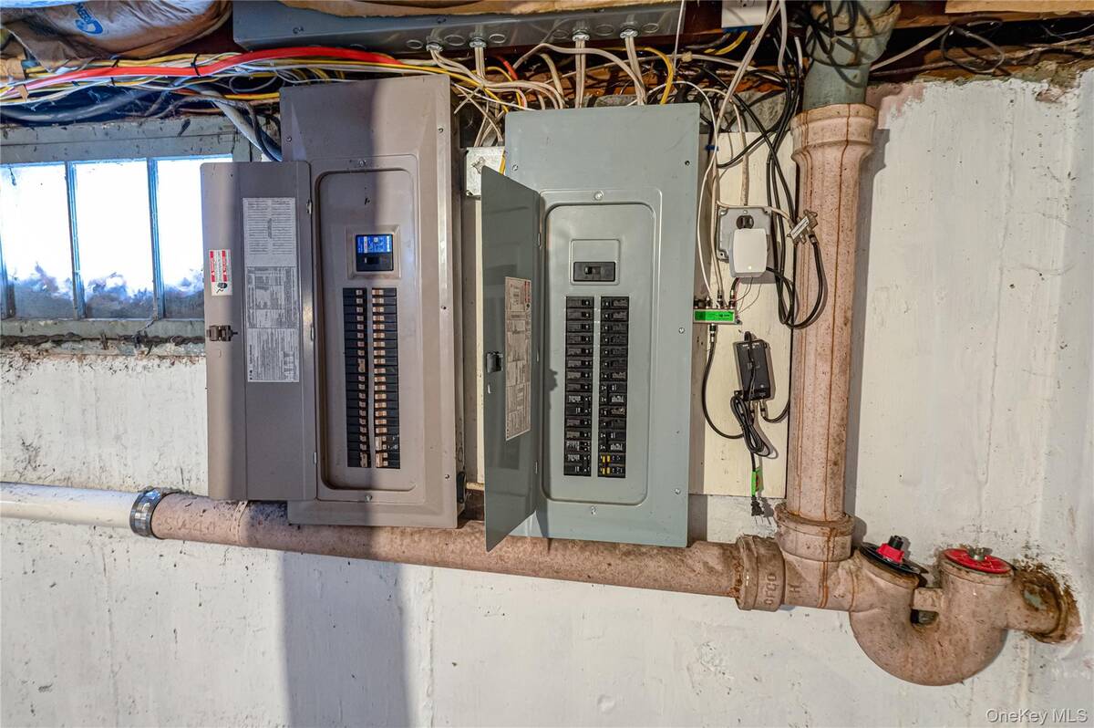 #36 photo, 22 Redwood Drive, Great River , NY 11739