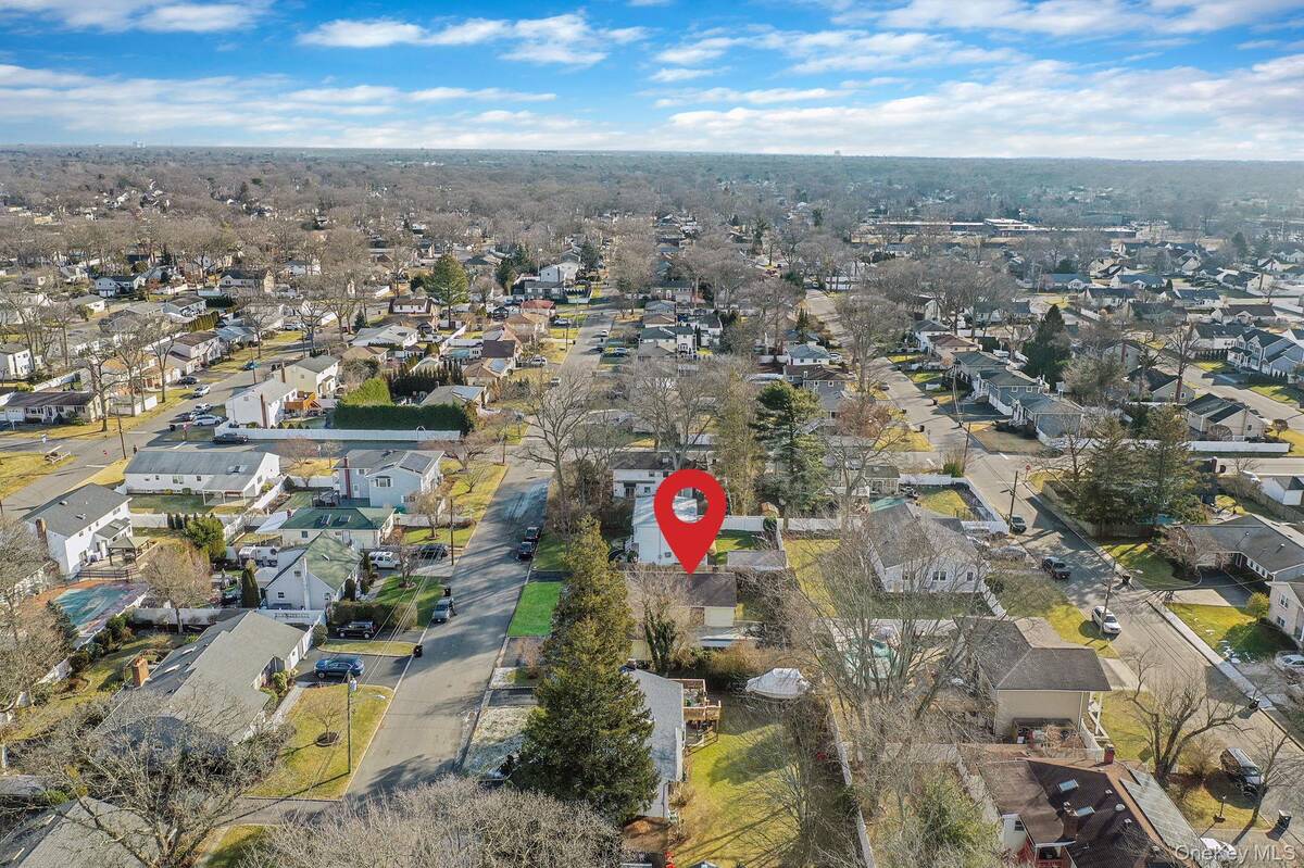 #39 photo, 1616 Madison Avenue, West Islip , NY 11795