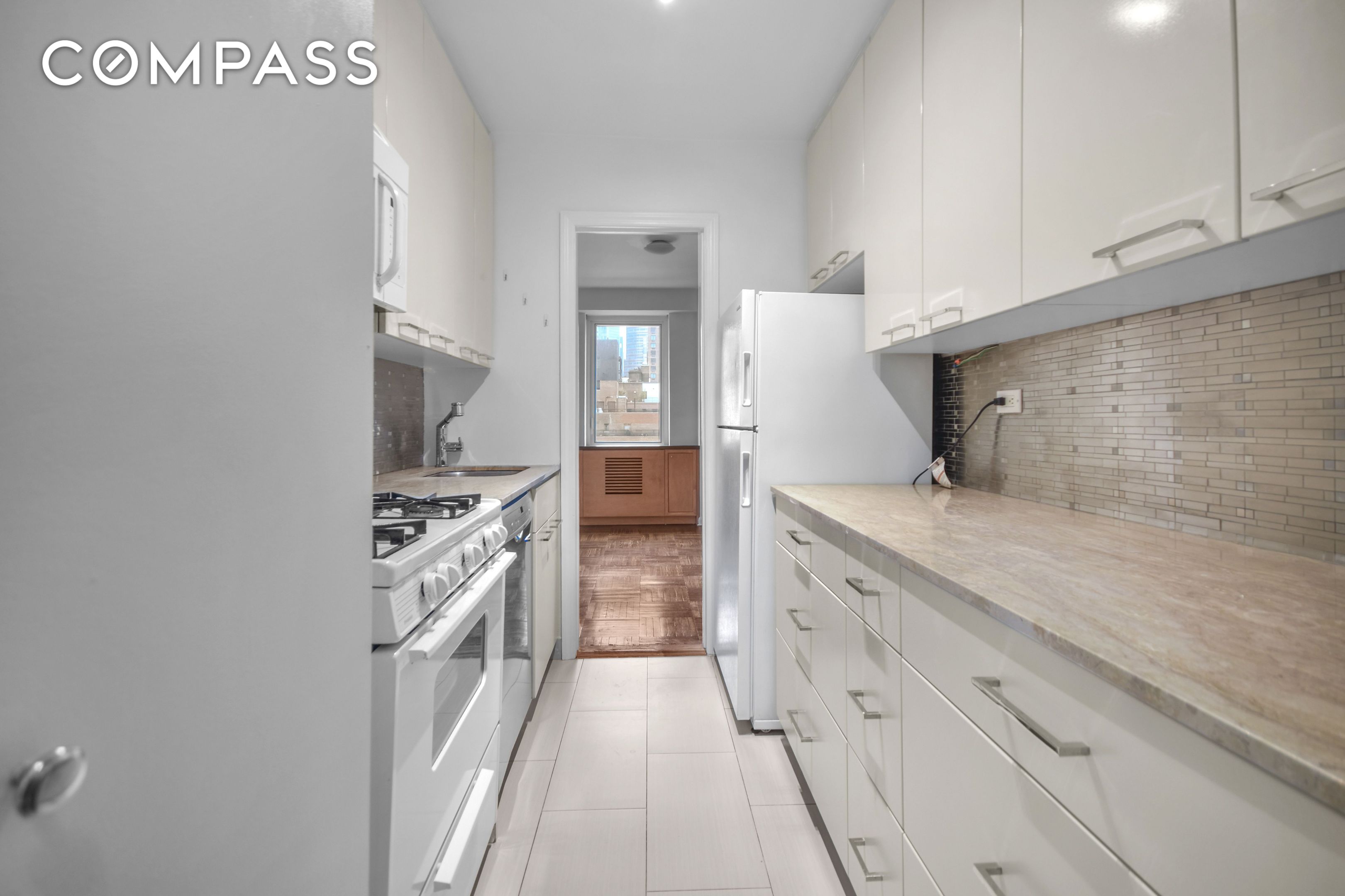 #9 photo, New York City, Sutton Place , NY 10022