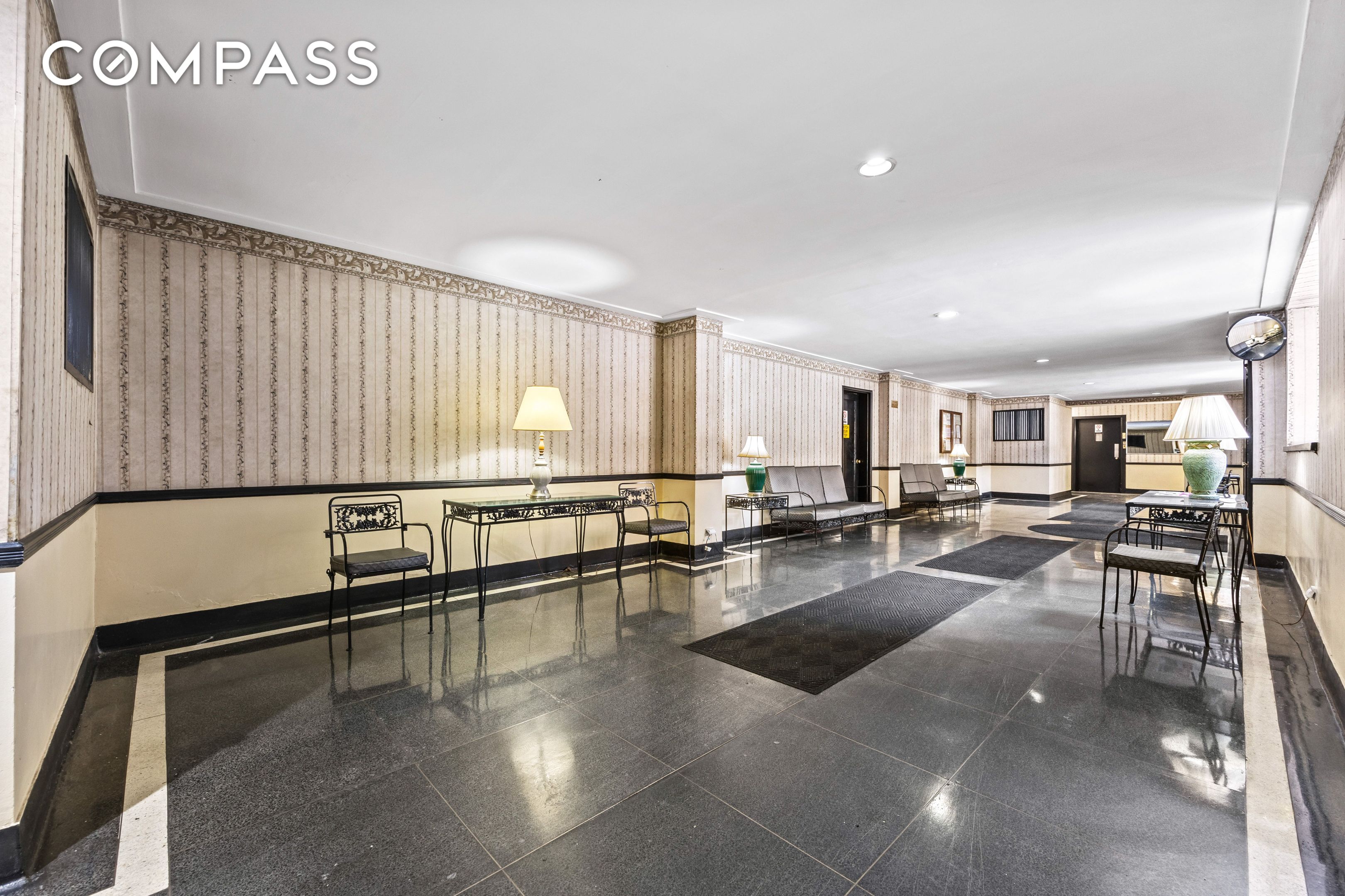 #15 photo, 325 E 201st Street, Bedford Park , NY 10458