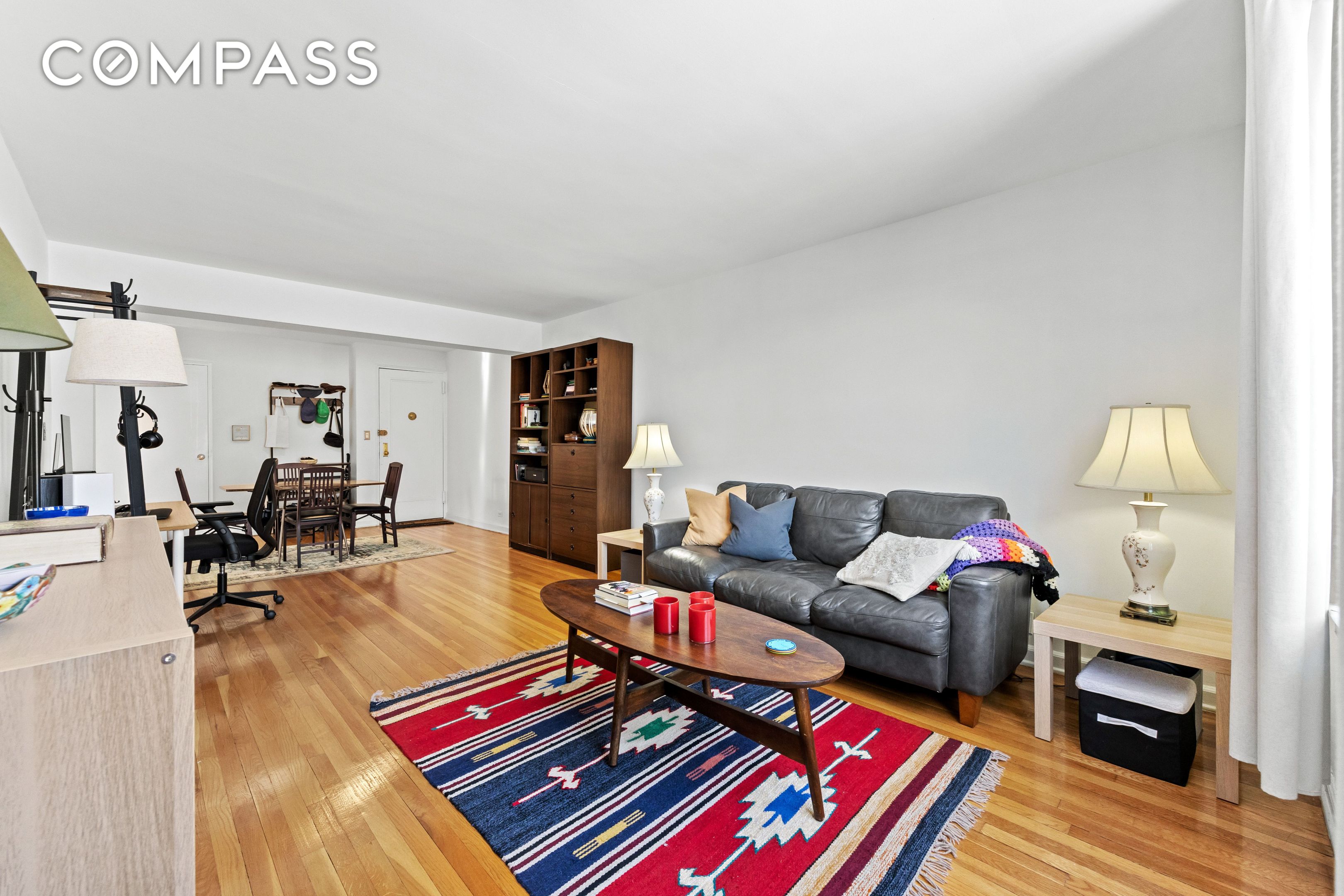 #5 photo, 325 E 201st Street, Bedford Park , NY 10458