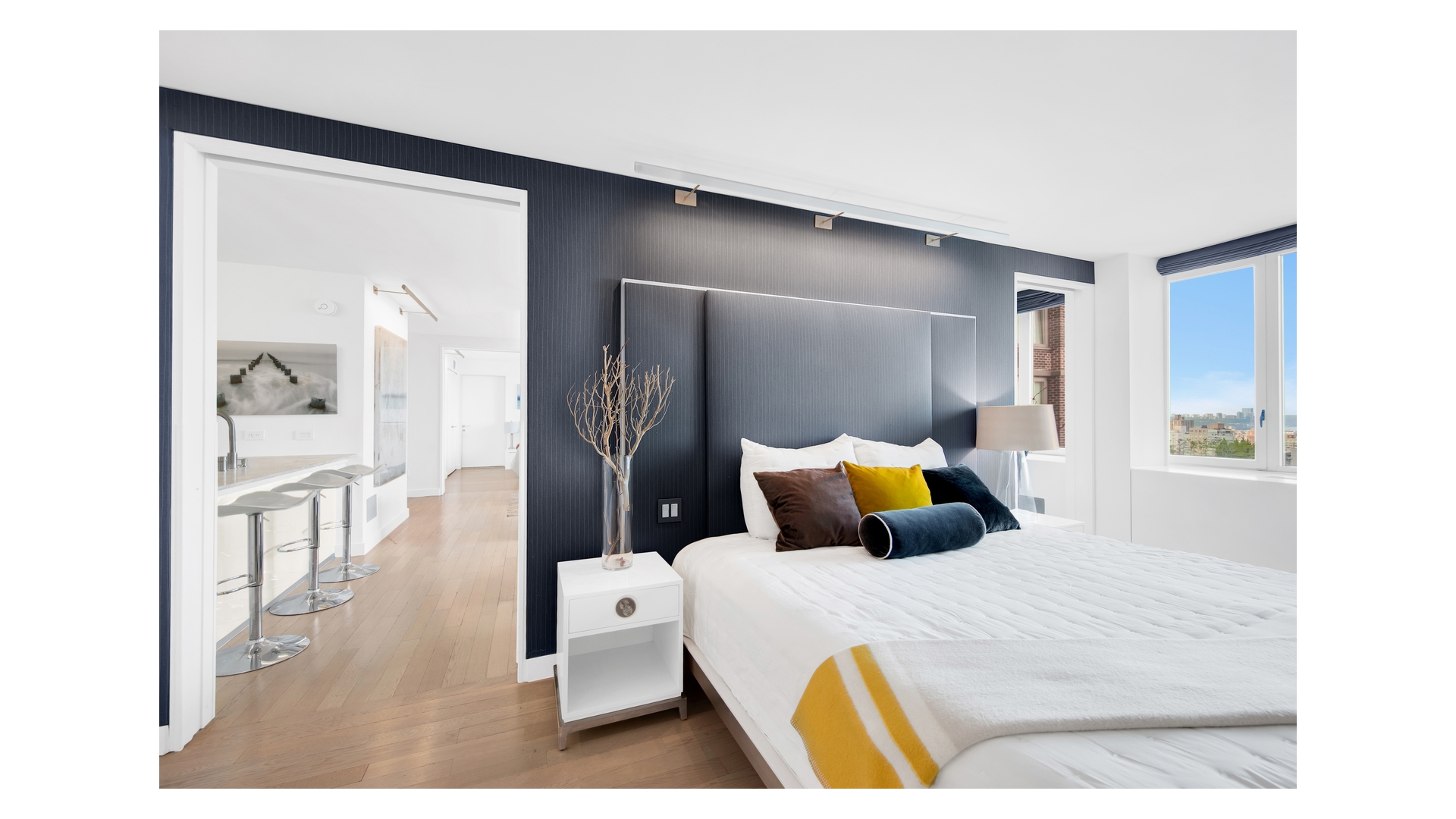 #12 photo, 322 W 57TH Street, Hell's Kitchen , NY 10019