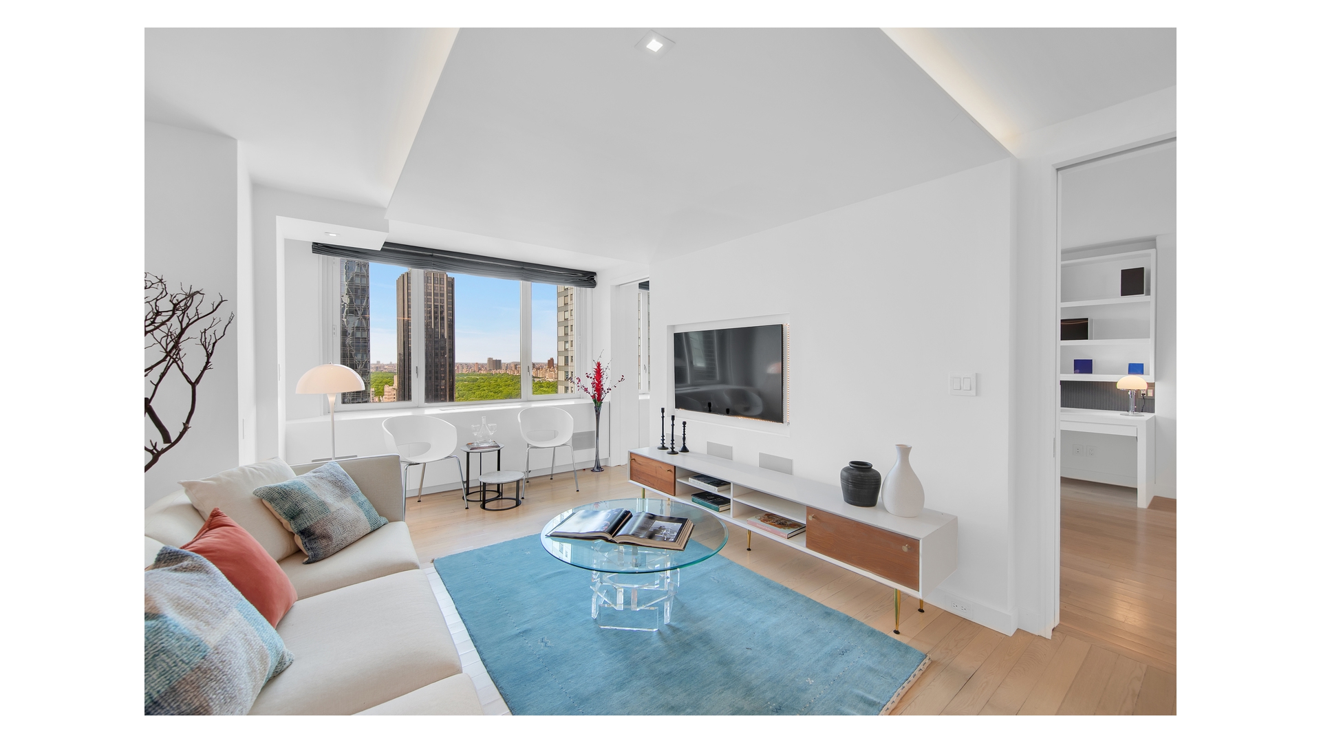 #3 photo, 322 W 57TH Street, Hell's Kitchen , NY 10019