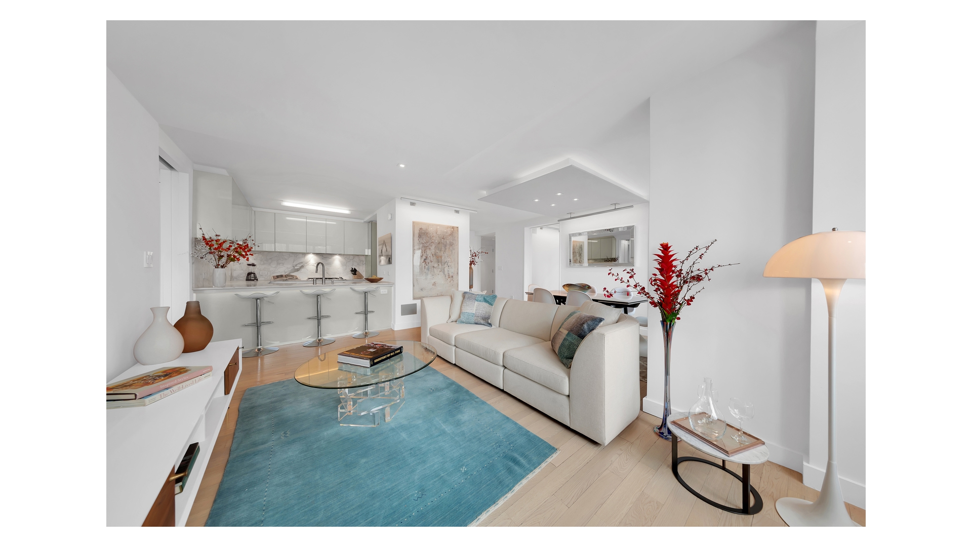 #4 photo, 322 W 57TH Street, Hell's Kitchen , NY 10019