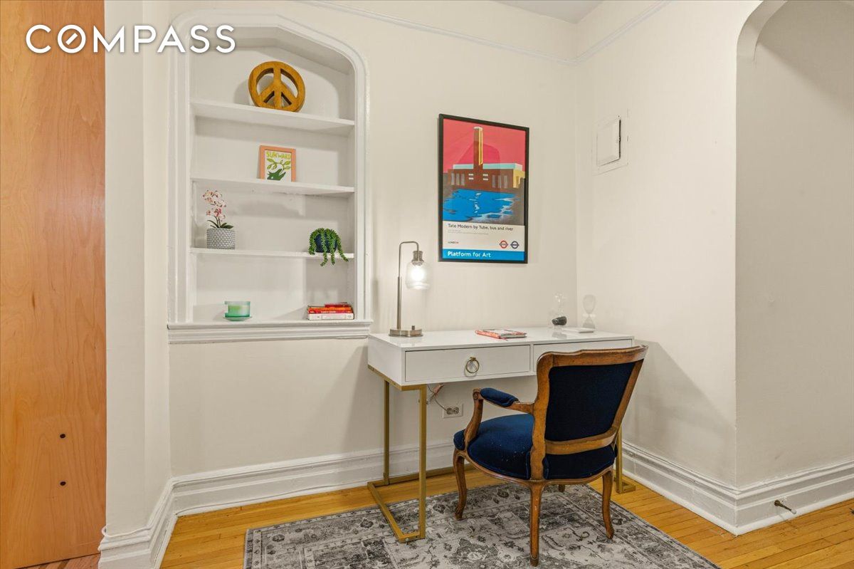 #13 photo, 385 Argyle Road, Ditmas Park , NY 11218